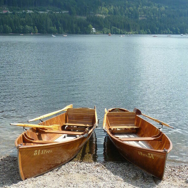 Bootsfahrt-auf-dem-Titisee-gefaellig